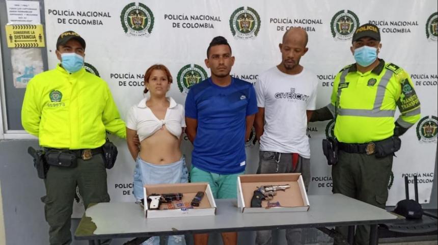 Karina Martínez fue detenida junto a dos hombres y un adolescente en el barrio Montes durante la tarde de ayer