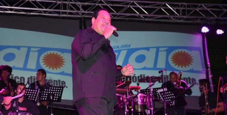 Tito Nieves durante un concierto AL DÍA en La Guajira