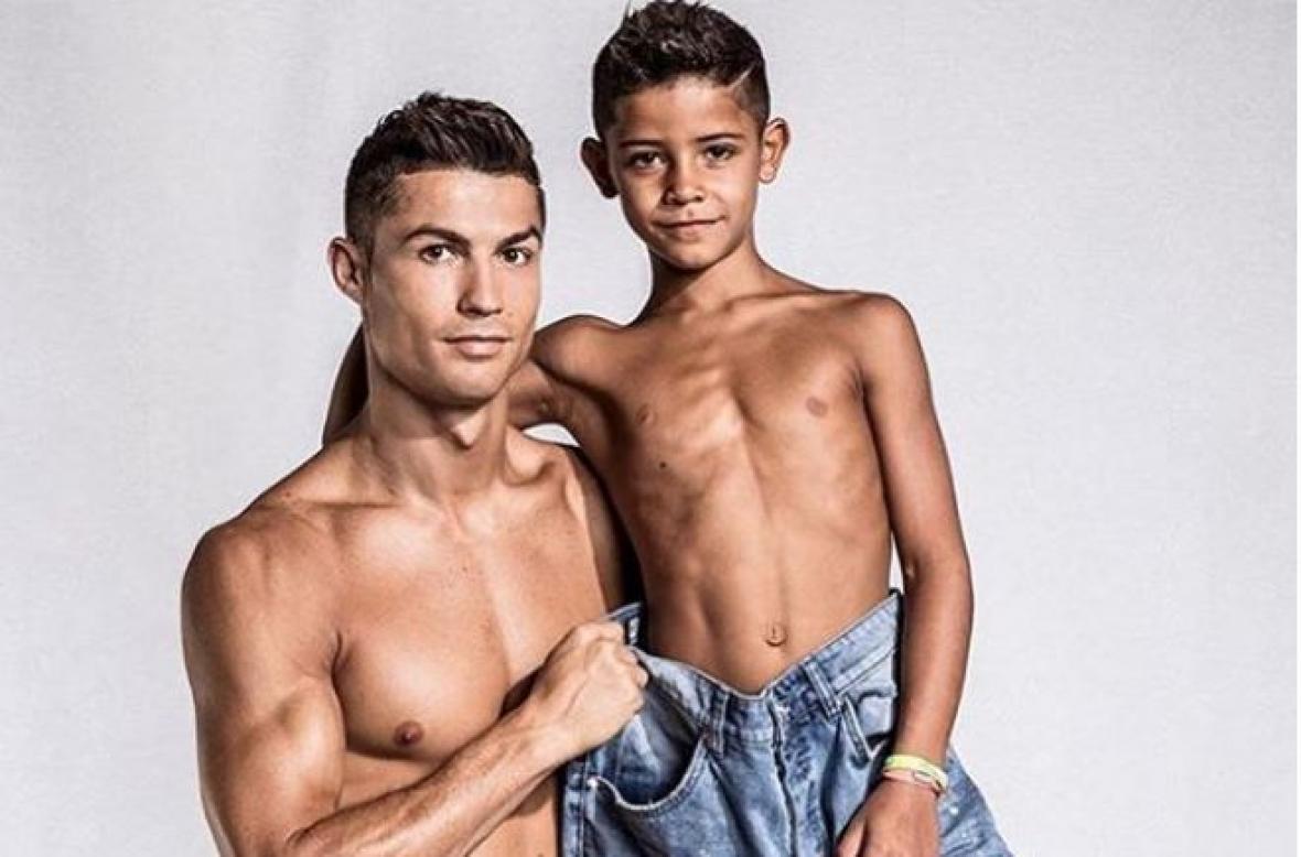 Cristiano Ronaldo y Cristiano Jr. 