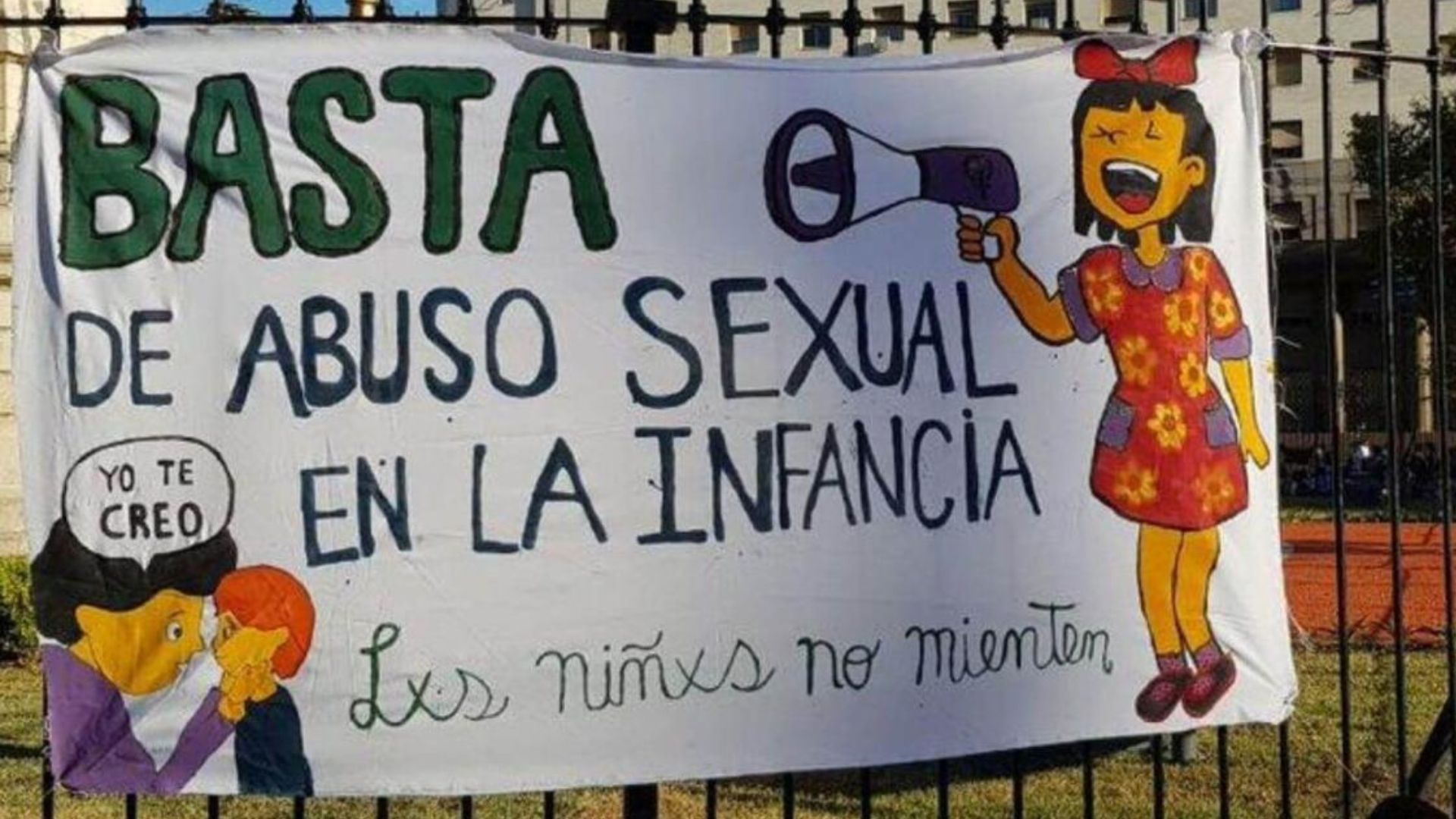 Imagen de referencia de marcha contra el abuso sexual. 