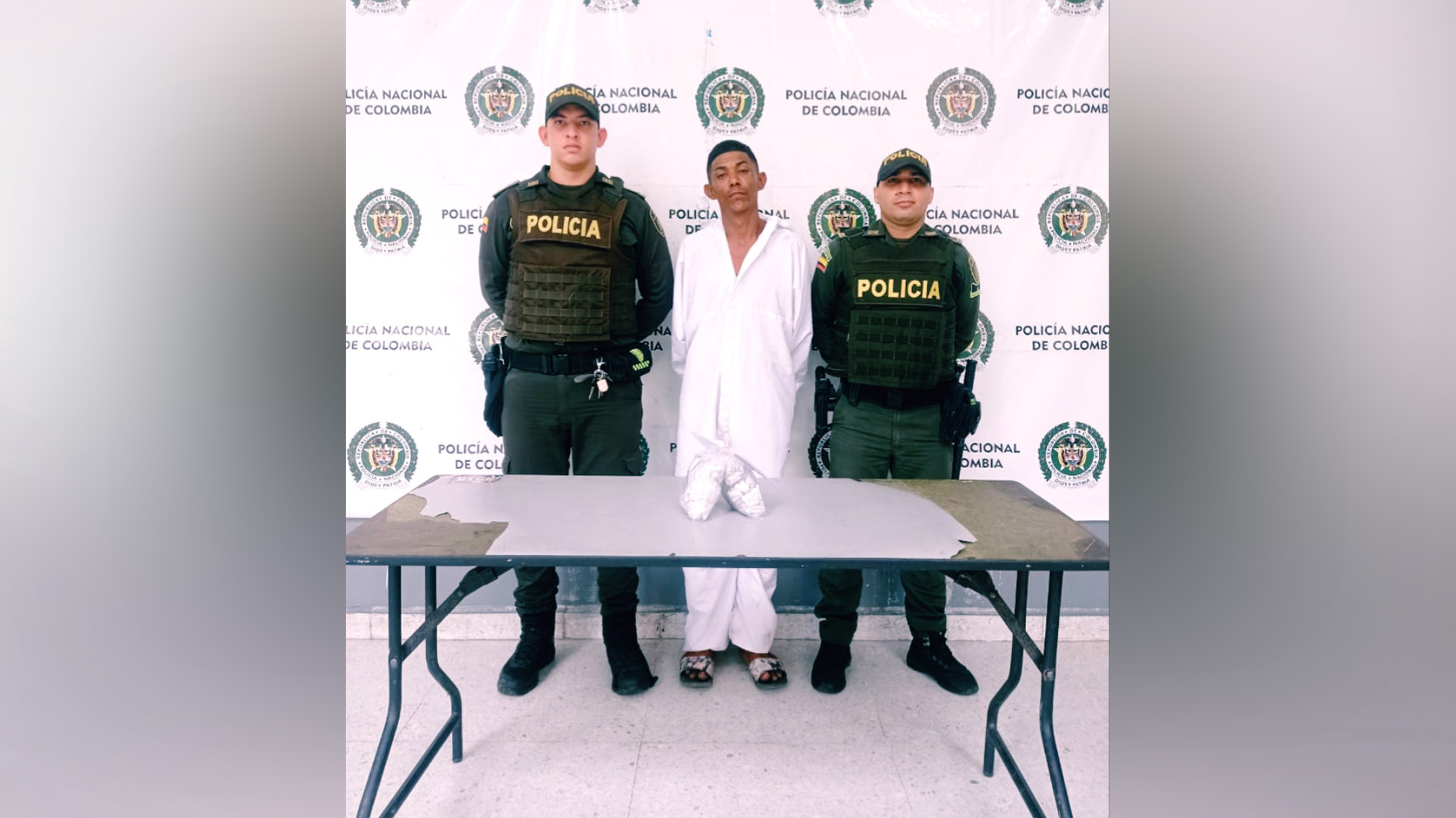 Alias El Químico, el joven capturado por las autoridades con las papeletas de droga