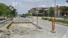 Vía en reparación en la urbanización Normandía en el municipio de Soledad.