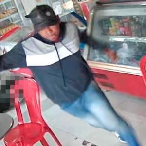 El sicario la emprendió a disparos contra un uniformado de la Policía en una panadería del municipio de Sucre.