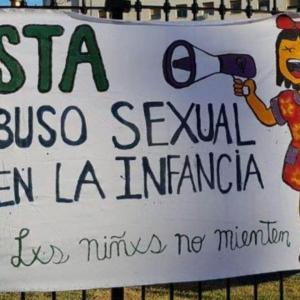 Imagen de referencia de marcha contra el abuso sexual. 