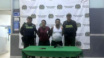 Holman Ramírez Marín, 31 años, y Sandra Johana Guardiola Taboada, de 39, capturados por la Policía.