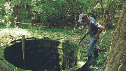 El cuerpo sin vida fue encontrado en este pozo, ubicado en la fincha 'Mati', en la zona rural del municipio. 