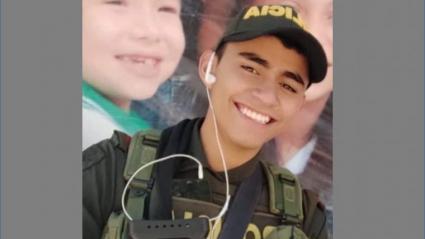 Se trata de Gustavo Alberto Esquivel Rojas, un joven patrullero quien, al igual que sus compañeros, lleva poco tiempo al servicio de la Policía.