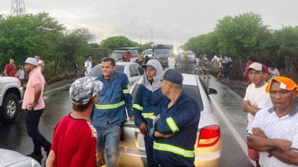 El siniestro vial se produjo en inmediaciones del kilómetro 24 de la carretera que comunica a Riohacha con Maicao.