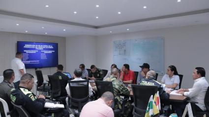 Consejo de seguridad que se llevó a cabo en la se de la Alcaldía de Puerto Colombia.