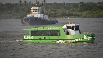 El riobús Karakalí zarpa desde hoy con barranquilleros a bordo